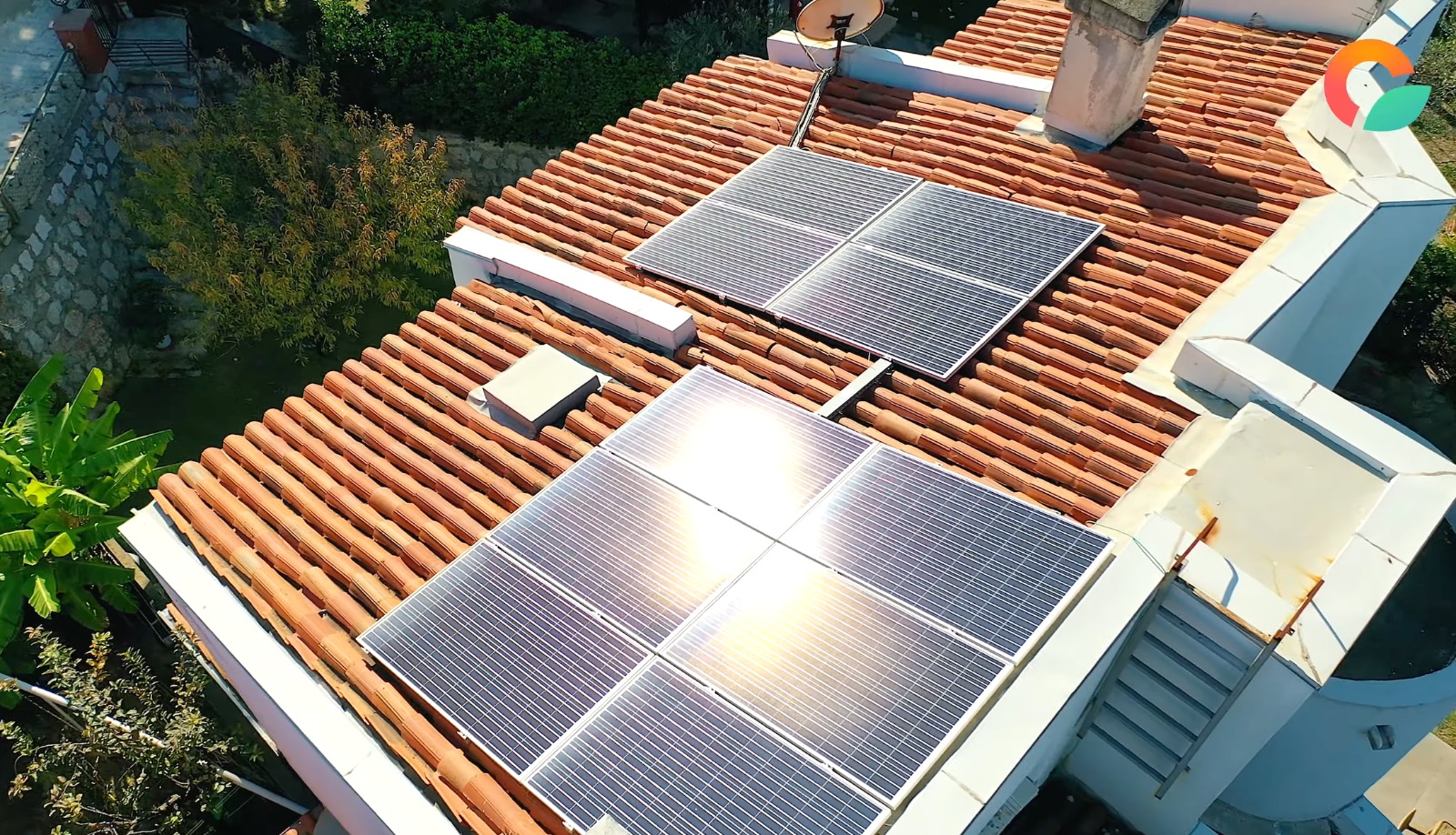 Solarçatı dizaynları ile güneş enerjisine estetik katın.